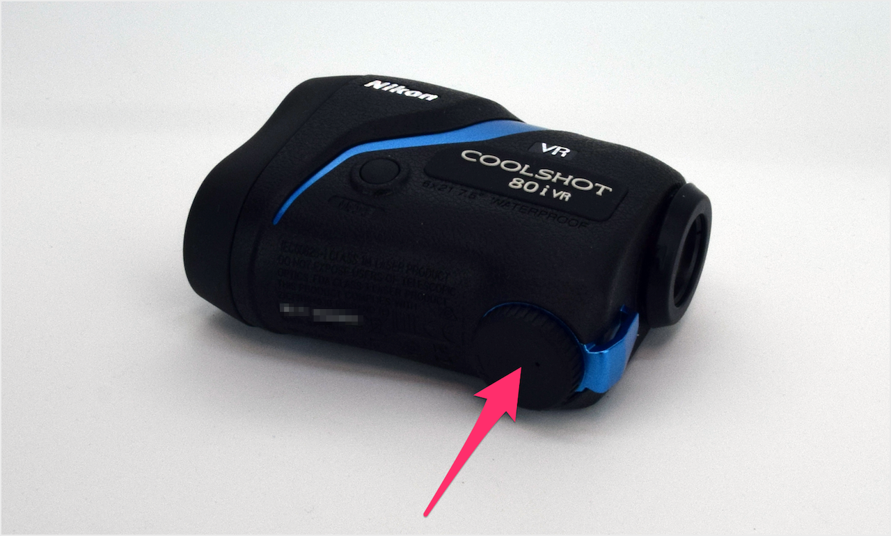Nikon（ニコン） COOLSHOT 80i VR - 電池を入れる/交換する - OBゴルフ