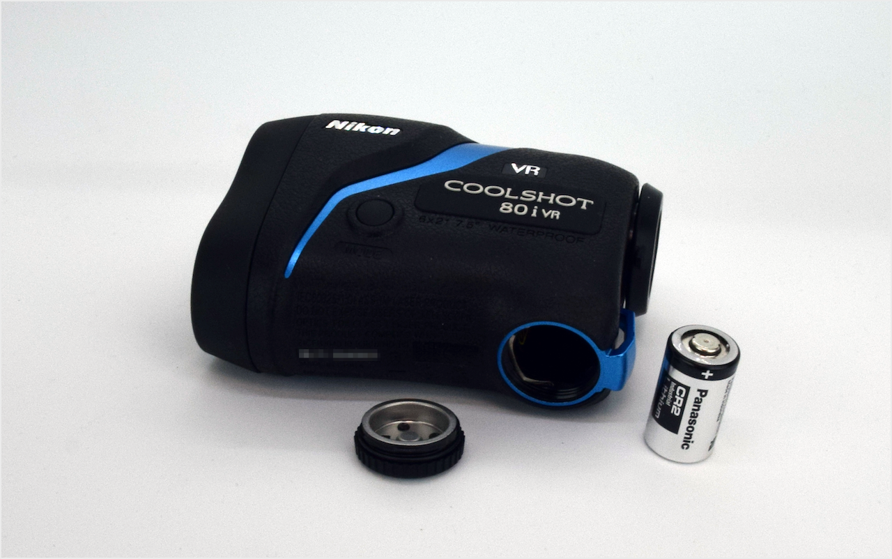 Nikon（ニコン） COOLSHOT 80i VR - 電池を入れる/交換する - OBゴルフ